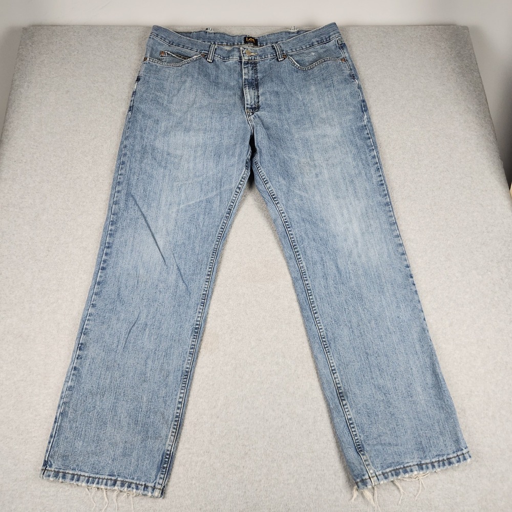 Lee Jeans Mens 40x32 Blue Denim Cotton Medium Wash Relaxed Fit Straight Leg